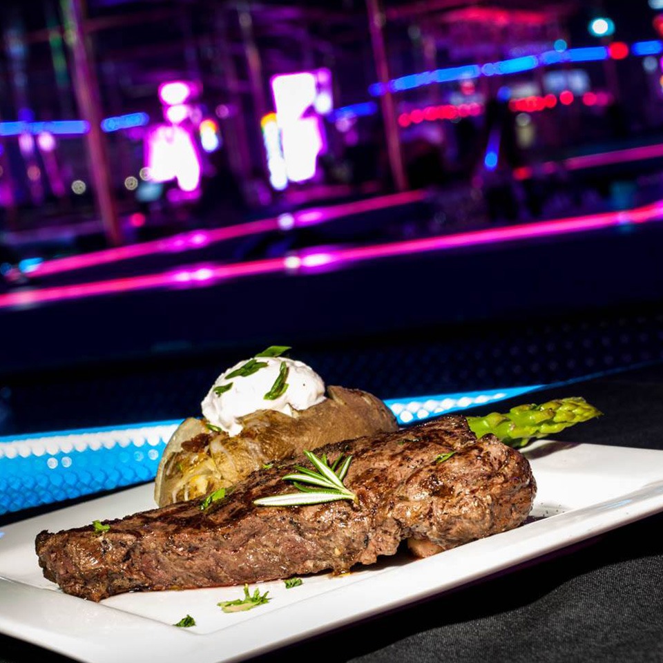 Gold_Club_Tampa_dinning
